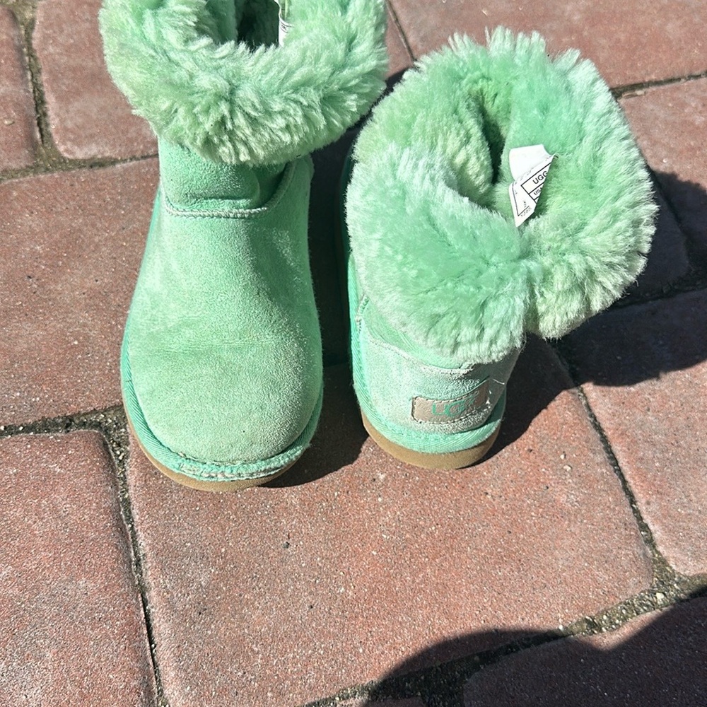Girls Ugg